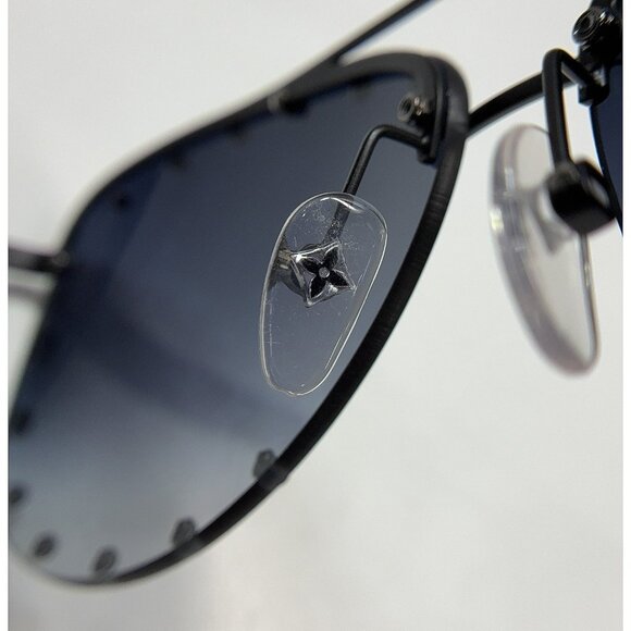 Louis Vuitton Monogram Sunglasses Dark Gun Party Aviator Unisex - Picture 7 of 10